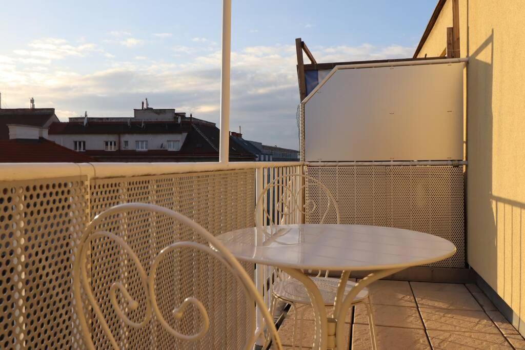 Brilliant View: Balcony Home, Modern, Stylish And Newly Renovated ウィーン エクステリア 写真
